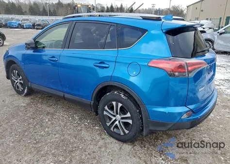 2016 Toyota Rav4 Le z USA, uszkodzony, nr VIN JTMBFREV3GD197328